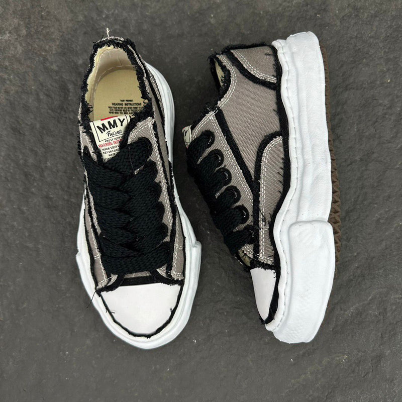 House Mihara Yasuhiro Peterson Og Sole Canvas Low Gray