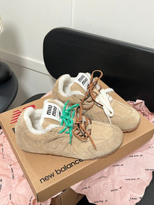 New Balance MIU MIU Beige HIVER ecru shearling