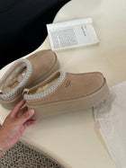 Ugg