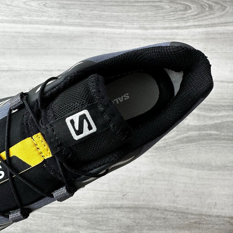 Salomon Black