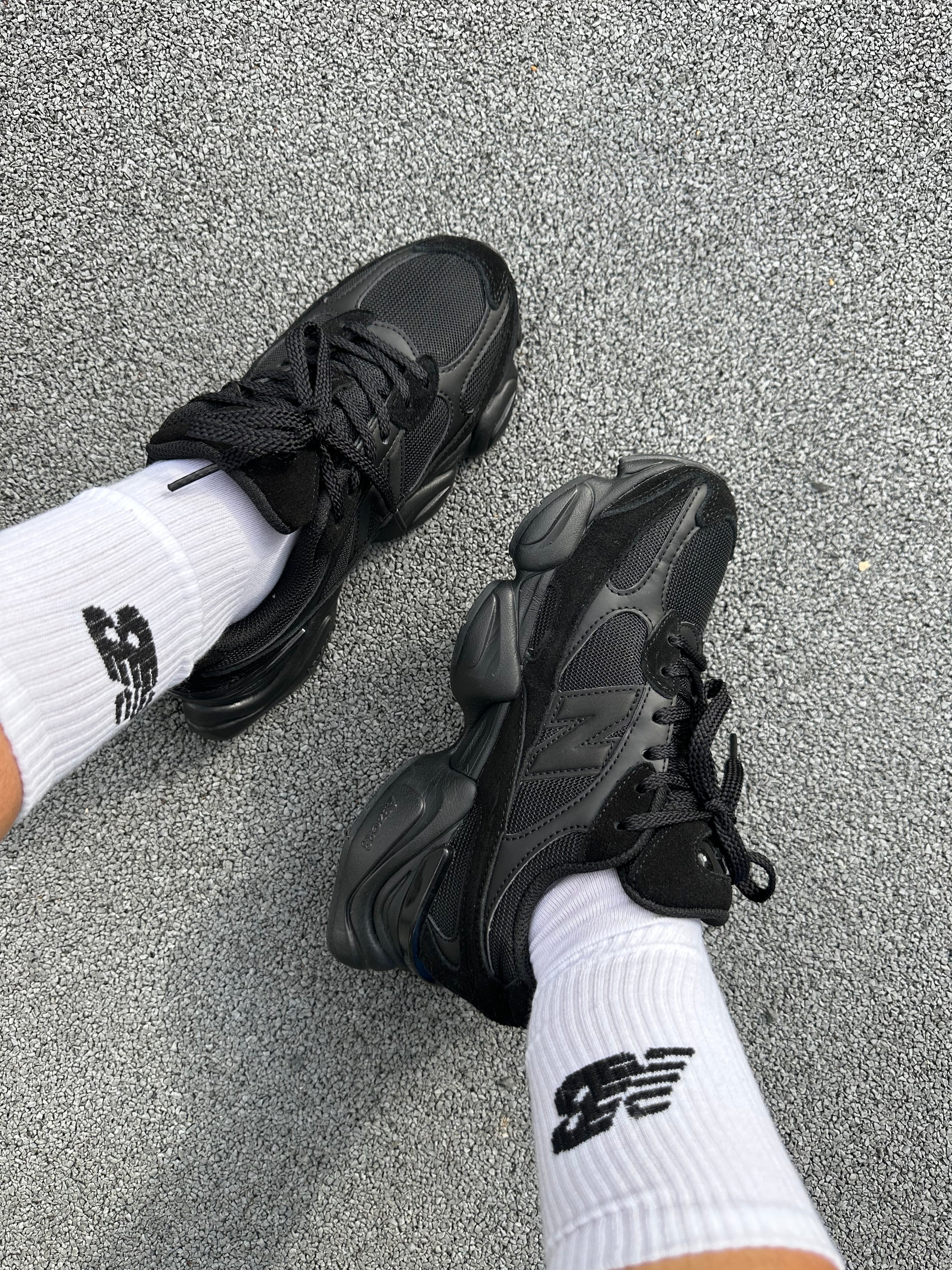 New Balance 9060R full black 2026