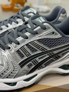 ASICS baskets Gel Kayano 14 grey