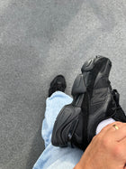 New Balance 9060R full black 2026