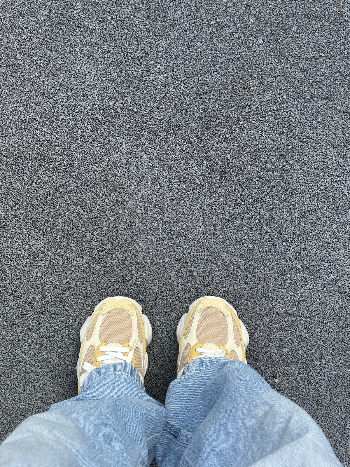 New Balance 9060R — Beige/Jaune
