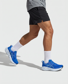 ASICS Novablast 5
