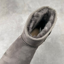 Ugg Grise Classic Boot