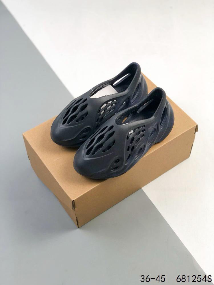 Adidas Yeezy Foam Runner Black