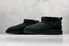 Ugg classic mini black boot