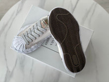 Mmy Blakey Crème White III