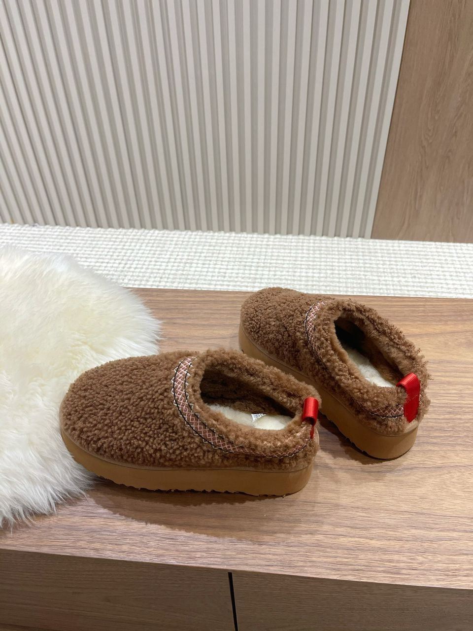 Ugg All Brown