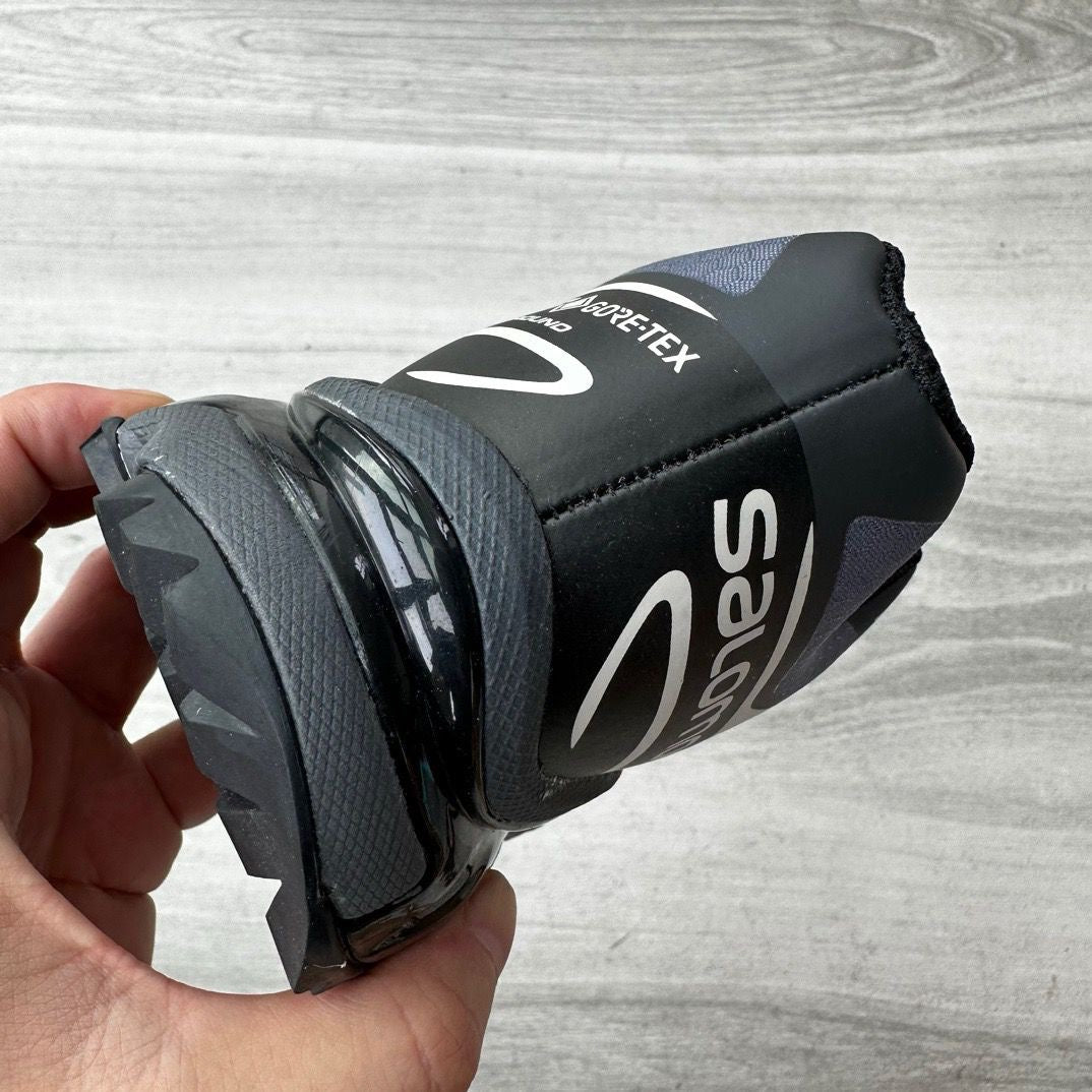 Salomon Black