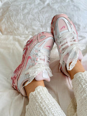 Nike initiator pink II
