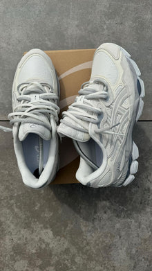 ASICS Gel NYC - Grey 2025