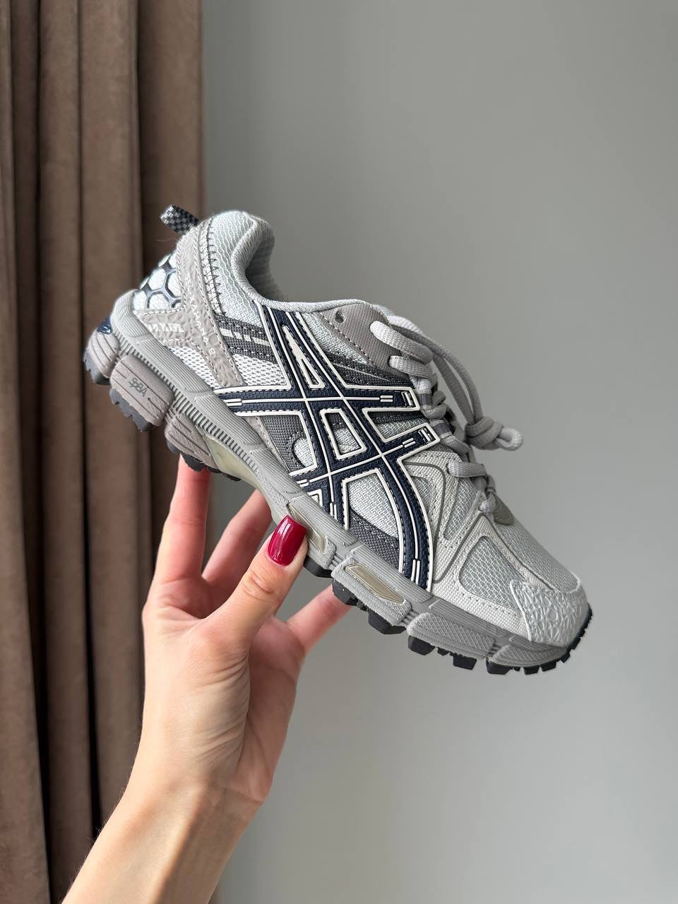 ASICS baskets October 2025