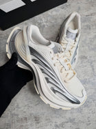 Adidas — Blanche Chunky