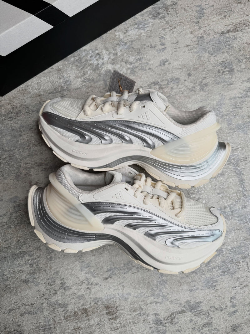 Adidas — Blanche Chunky