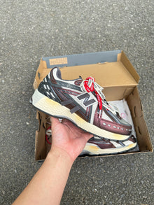 1906A New Balance bordeau 2025 (Lacets offerts)