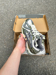 1906A New Balance Green 2025 (Laces Free)