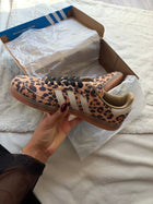 Adidas Samba léopard, vue intérieure