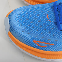 HOKA Clifton 9 'Coastal Sky'