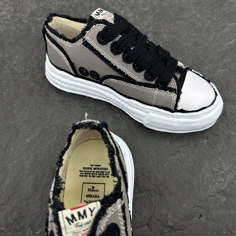 House Mihara Yasuhiro Peterson Og Sole Canvas Low Gray