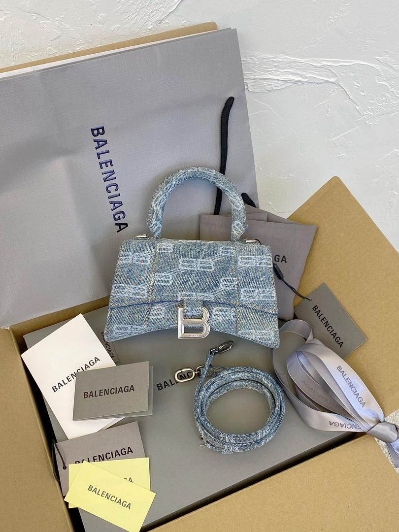Bag b