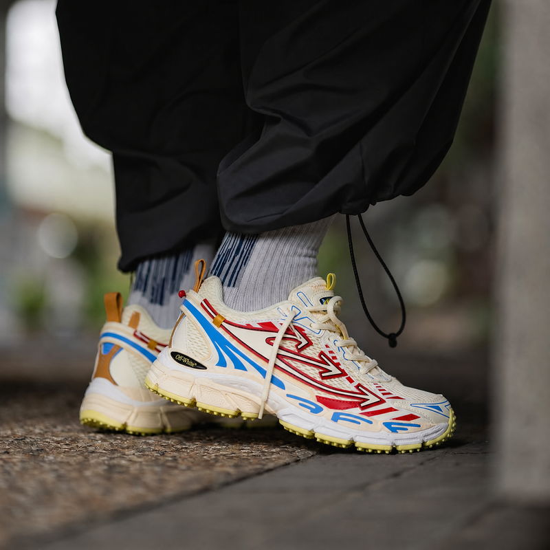Off-White Be Right Back