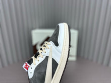 Travis Air Jordan 1