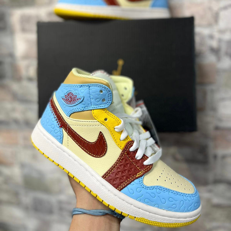 Sneakers - Air Jordan 1 Beige Brown