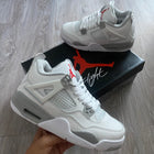 Sneakers - Jordan Retro 4 Gray